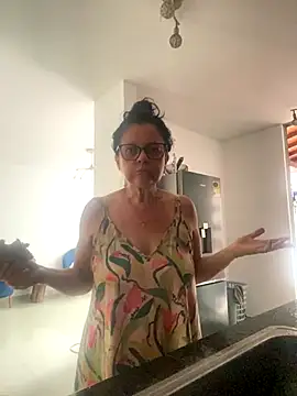 Sharongirl07 online show from January 6, 4:11 pm