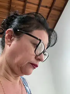 Sharongirl07 online show from April 27, 12:14 pm