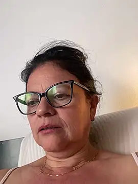 Snapshot of Sharongirl07 chatting on May 22, 12:55 pm Sharongirl07 online show from May 22, 12:55 pm