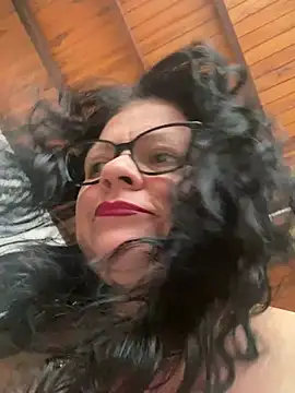 Snapshot of Sharongirl07 chatting on May 25, 12:55 pm Sharongirl07 online show from May 25, 12:55 pm