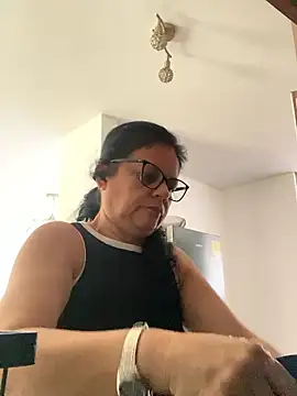 Snapshot of Sharongirl07 chatting on June 20, 12:19 pm Sharongirl07 online show from June 20, 12:19 pm