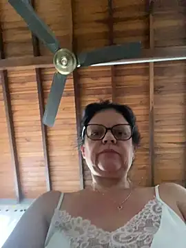 Snapshot of Sharongirl07 chatting on July 31, 12:15 pm Sharongirl07 online show from July 31, 12:15 pm
