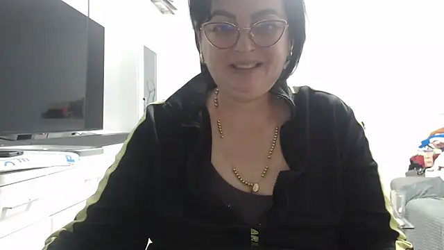 Amandamuller1982 online show from November 9, 11:25 pm