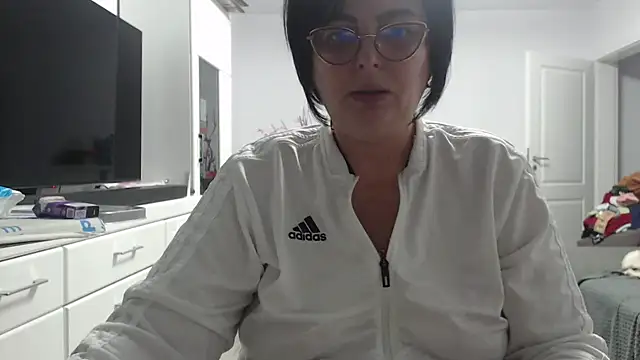 Amandamuller1982 online show from November 20, 8:52 pm