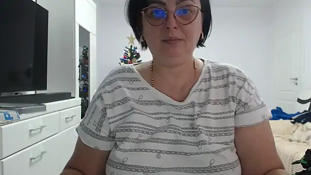 Amandamuller1982 online show from December 21, 9:27 am