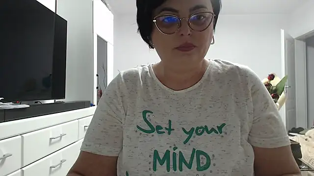 Amandamuller1982 online show from March 6, 4:53 am