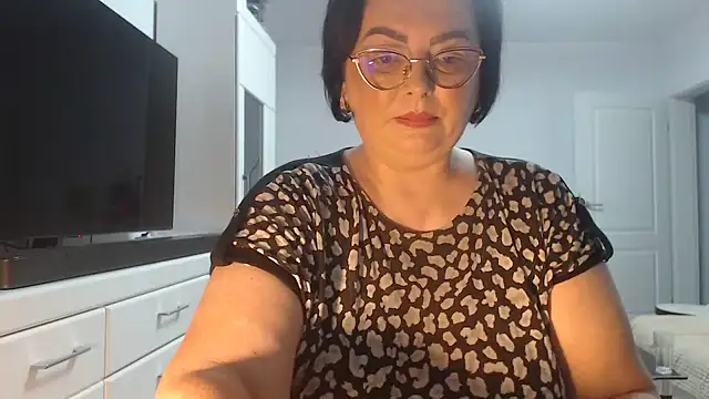 Amandamuller1982 online show from June 20, 7:27 pm