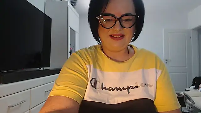 Amandamuller1982 online show from July 12, 10:06 am