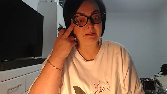 Amandamuller1982 online show from July 13, 11:07 pm