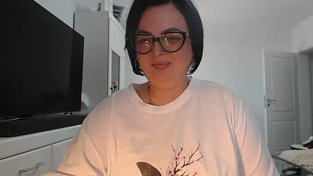 Amandamuller1982 online show from July 25, 10:35 am