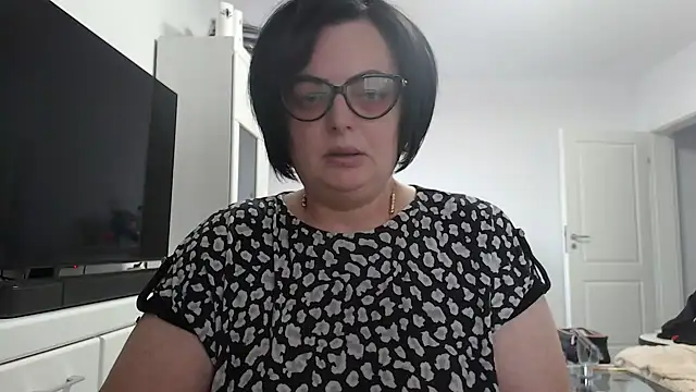 Amandamuller1982 online show from July 28, 12:01 pm