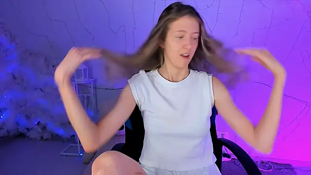 Sharon Evansi online show from December 3, 8:38 am