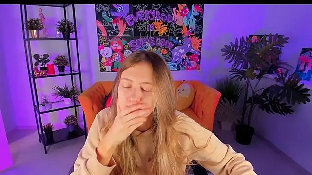 Sharon Evansi online show from December 22, 9:33 am