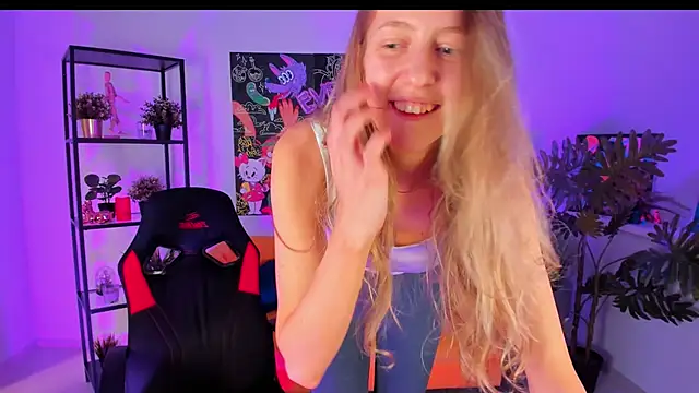 Sharon Evansi online show from December 22, 12:38 pm