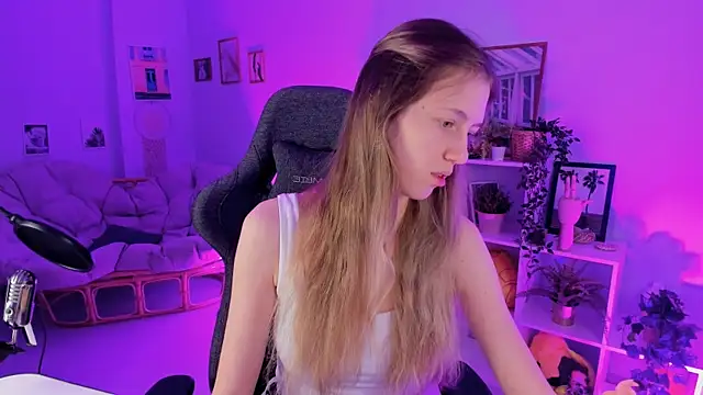 Sharon Evansi online show from December 29, 11:29 am