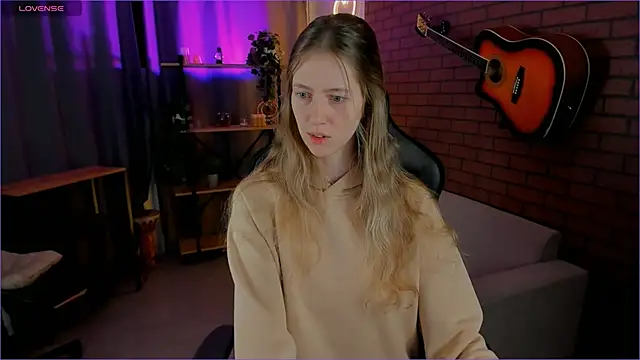 Sharon Evansi online show from January 3, 8:54 am