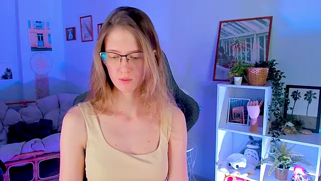 Sharon Evansi online show from March 6, 12:09 pm