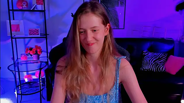 Sharon Evansi online show from March 13, 6:12 pm