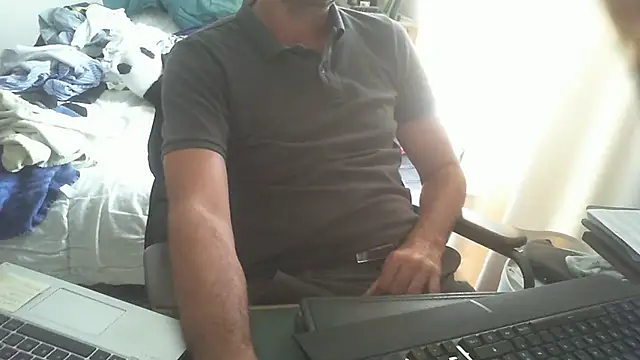 Snapshot of shyfrenchcock1 chatting on July 16, 12:55 pm shyfrenchcock1 online show from July 16, 12:55 pm