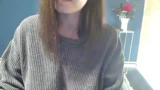 Snapshot of NovaBabe21 chatting on November 9, 11:52 am NovaBabe21 online show from November 9, 11:52 am