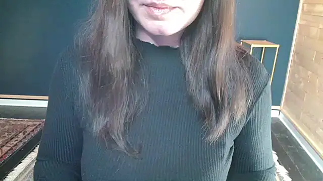 Snapshot of NovaBabe21 chatting on February 26, 6:45 am NovaBabe21 online show from February 26, 6:45 am