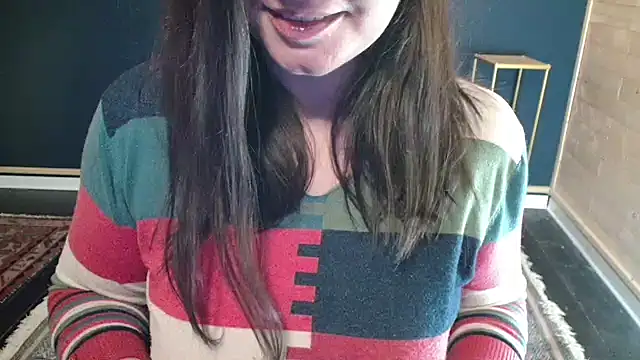 Snapshot of NovaBabe21 chatting on March 10, 6:51 am NovaBabe21 online show from March 10, 6:51 am