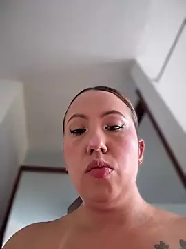 VIOLETA-25  online show from February 13, 2:57 pm