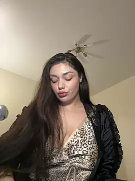 Snapshot of Sweet_Khalifa_ chatting on February 9, 3:23 pm Sweet Khalifa  online show from February 9, 3:23 pm