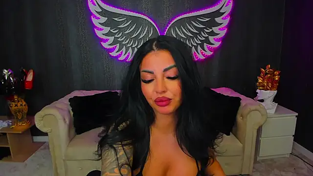 Snapshot of anemarieejolie chatting on December 17, 5:30 pm anemarieejolie online show from December 17, 5:30 pm