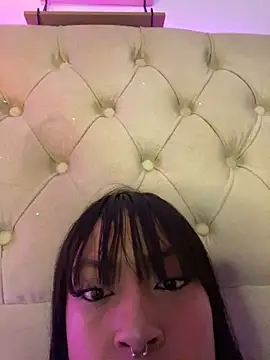 Snapshot of bonnie_18x chatting on January 11, 4:27 am bonnie 18x online show from January 11, 4:27 am