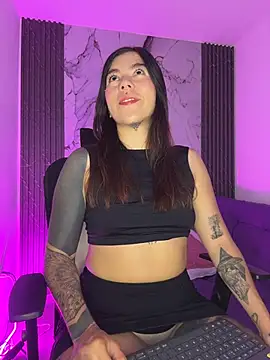Snapshot of luccianagreyy chatting on July 15, 11:26 am luccianagreyy online show from July 15, 11:26 am