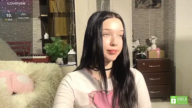 Snapshot of michelle_windrose chatting on February 21, 11:32 pm michelle windrose online show from February 21, 11:32 pm