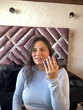 Snapshot of PoliBenett_ chatting on January 20, 5:59 pm PoliBenett online show from January 20, 5:59 pm