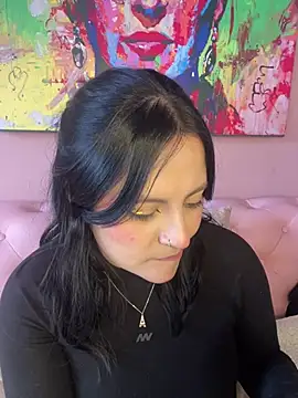 Snapshot of PoliBenett_ chatting on February 19, 8:41 pm PoliBenett online show from February 19, 8:41 pm