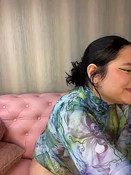 Snapshot of PoliBenett_ chatting on February 26, 12:16 am PoliBenett online show from February 26, 12:16 am