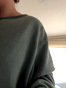 Snapshot of PoliBenett_ chatting on September 29, 3:17 pm PoliBenett online show from September 29, 3:17 pm