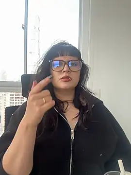 Snapshot of PoliBenett_ chatting on March 2, 4:58 pm PoliBenett online show from March 2, 4:58 pm