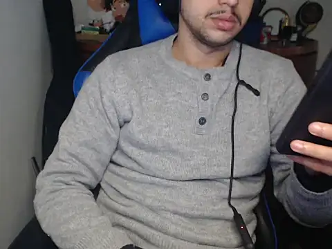 Snapshot of anjonoturno1 chatting on November 21, 9:19 am anjonoturno1 online show from November 21, 9:19 am