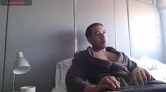 Snapshot of FaustoCock chatting on January 13, 2:42 pm FaustoCock online show from January 13, 2:42 pm