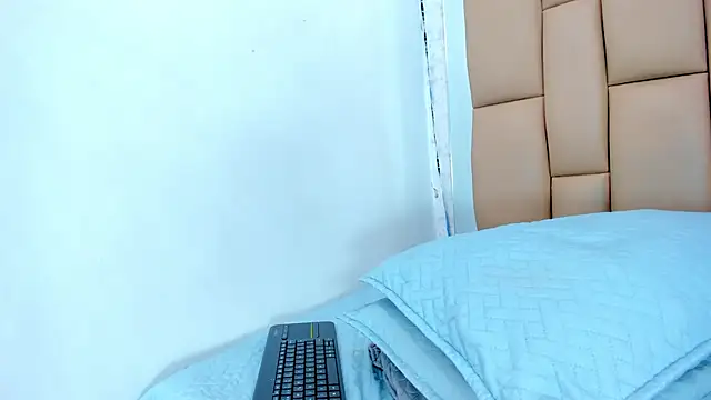 Amy wats0n online show from January 4, 10:24 pm