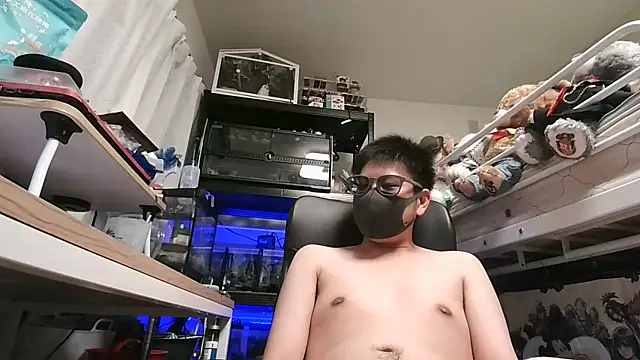 Snapshot of Owl1216 chatting on December 21, 4:46 pm Owl1216 online show from December 21, 4:46 pm