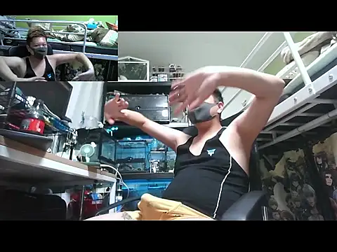 Snapshot of Owl1216 chatting on October 4, 10:35 am Owl1216 online show from October 4, 10:35 am