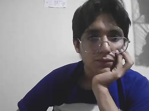 Snapshot of HardDick2 chatting on July 9, 6:28 am HardDick2 online show from July 9, 6:28 am