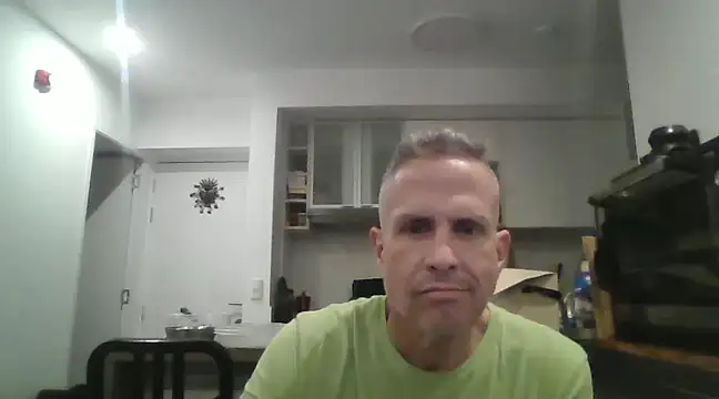 Diegoperrote682661 online show from December 11, 4:18 am