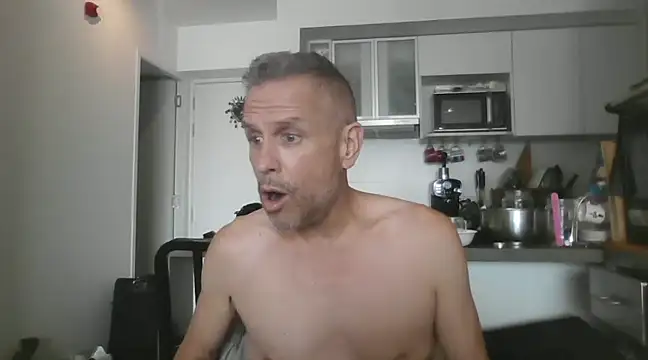 Diegoperrote682661 online show from December 17, 2:55 am