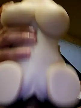 Axeltu77 online show from May 6, 3:46 am