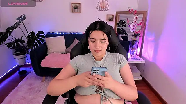 Snapshot of Pamela_cheverry chatting on February 6, 9:53 am Pamela cheverry online show from February 6, 9:53 am