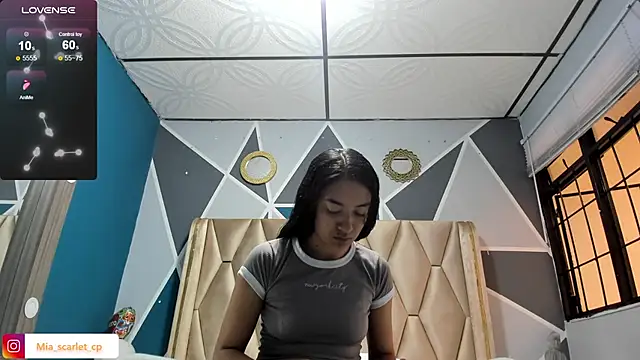 Mia scarlet69 online show from September 12, 12:16 pm