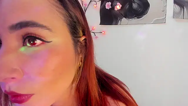 Snapshot of Hanna_Clark_ chatting on June 11, 7:34 pm Hanna Clark online show from June 11, 7:34 pm