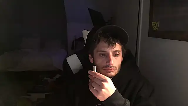 Dylansd online show from December 14, 8:02 am